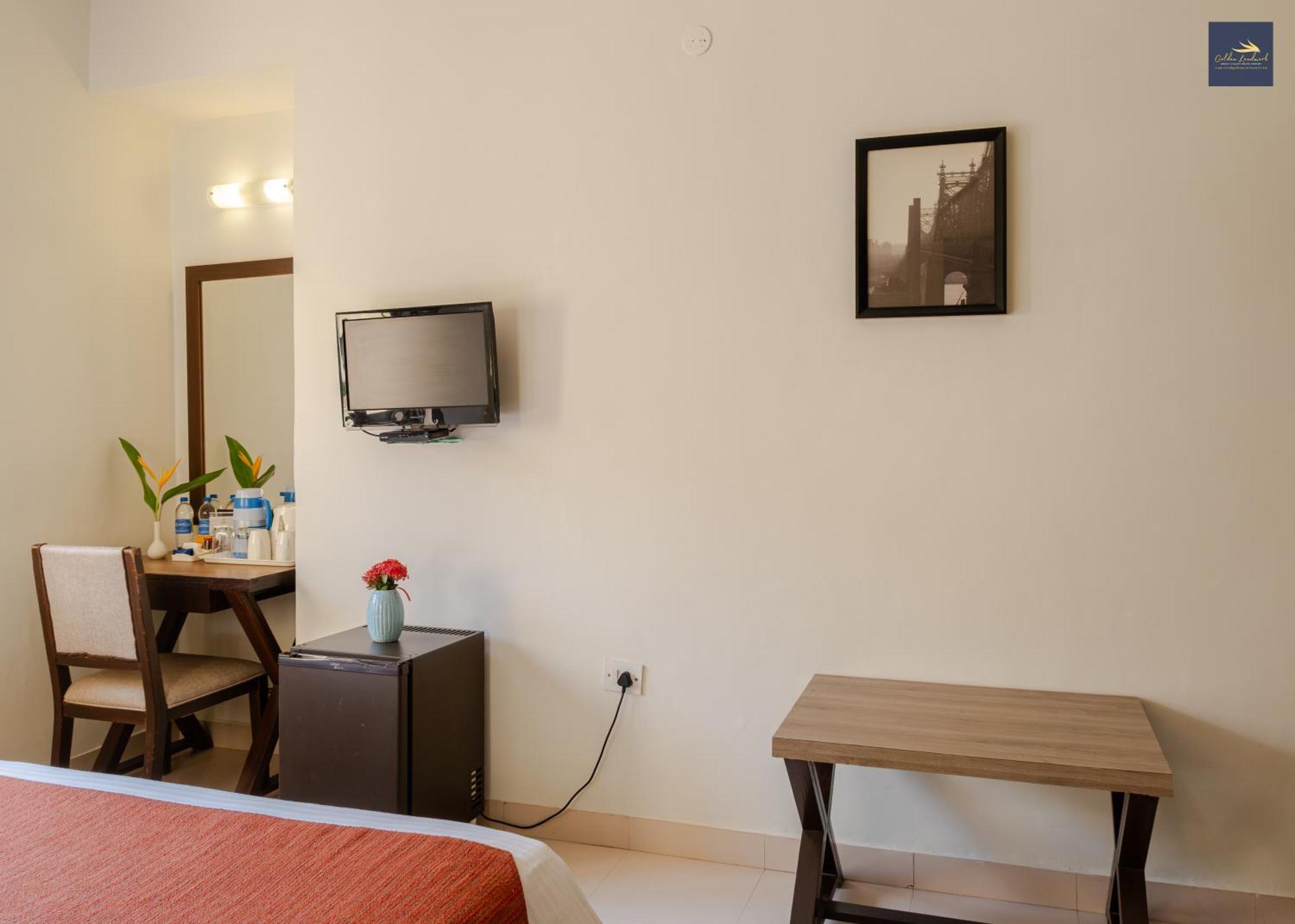 Golden Landmark Green Valley Beach Resort Dona Paula Extérieur photo