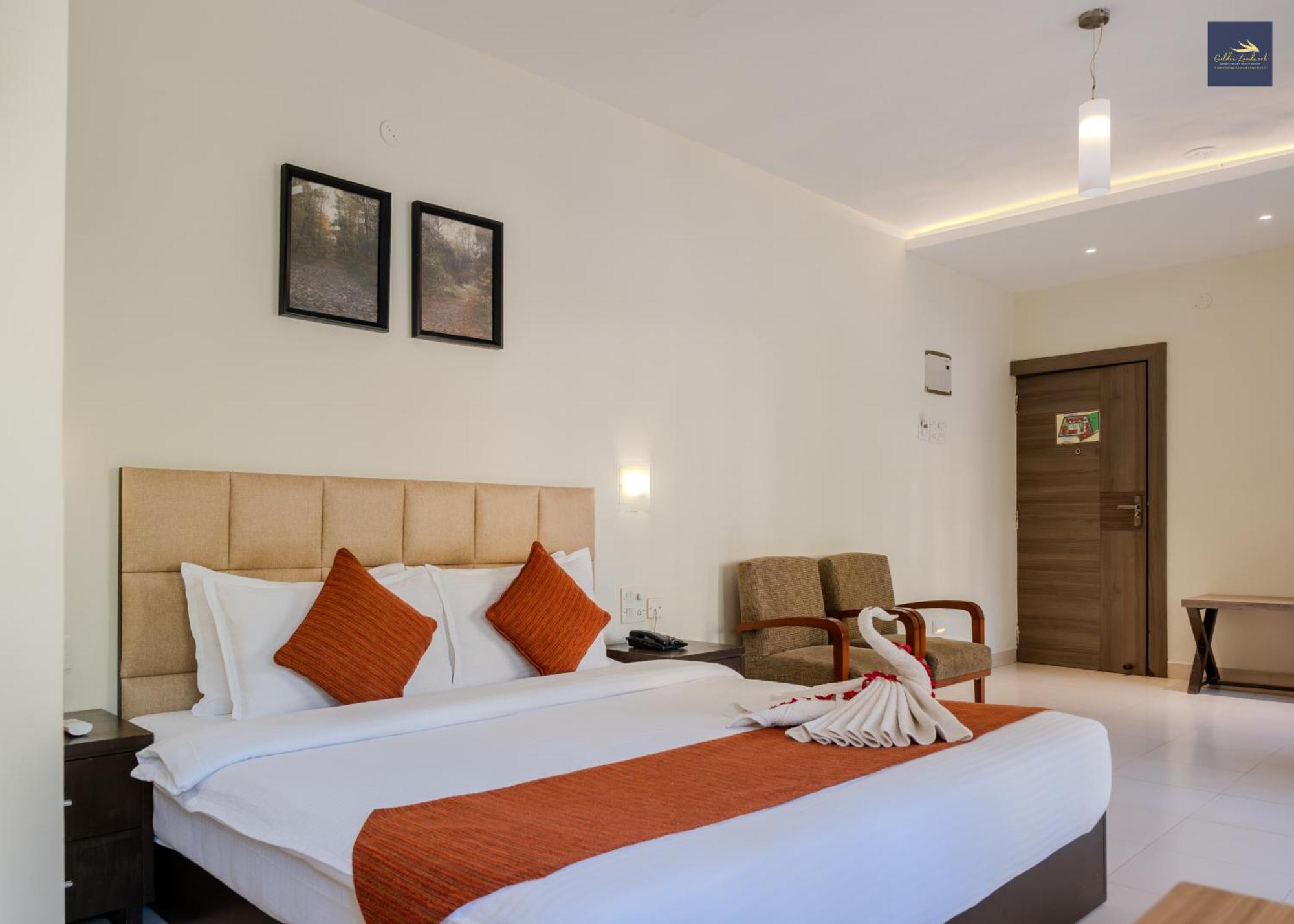 Golden Landmark Green Valley Beach Resort Dona Paula Extérieur photo