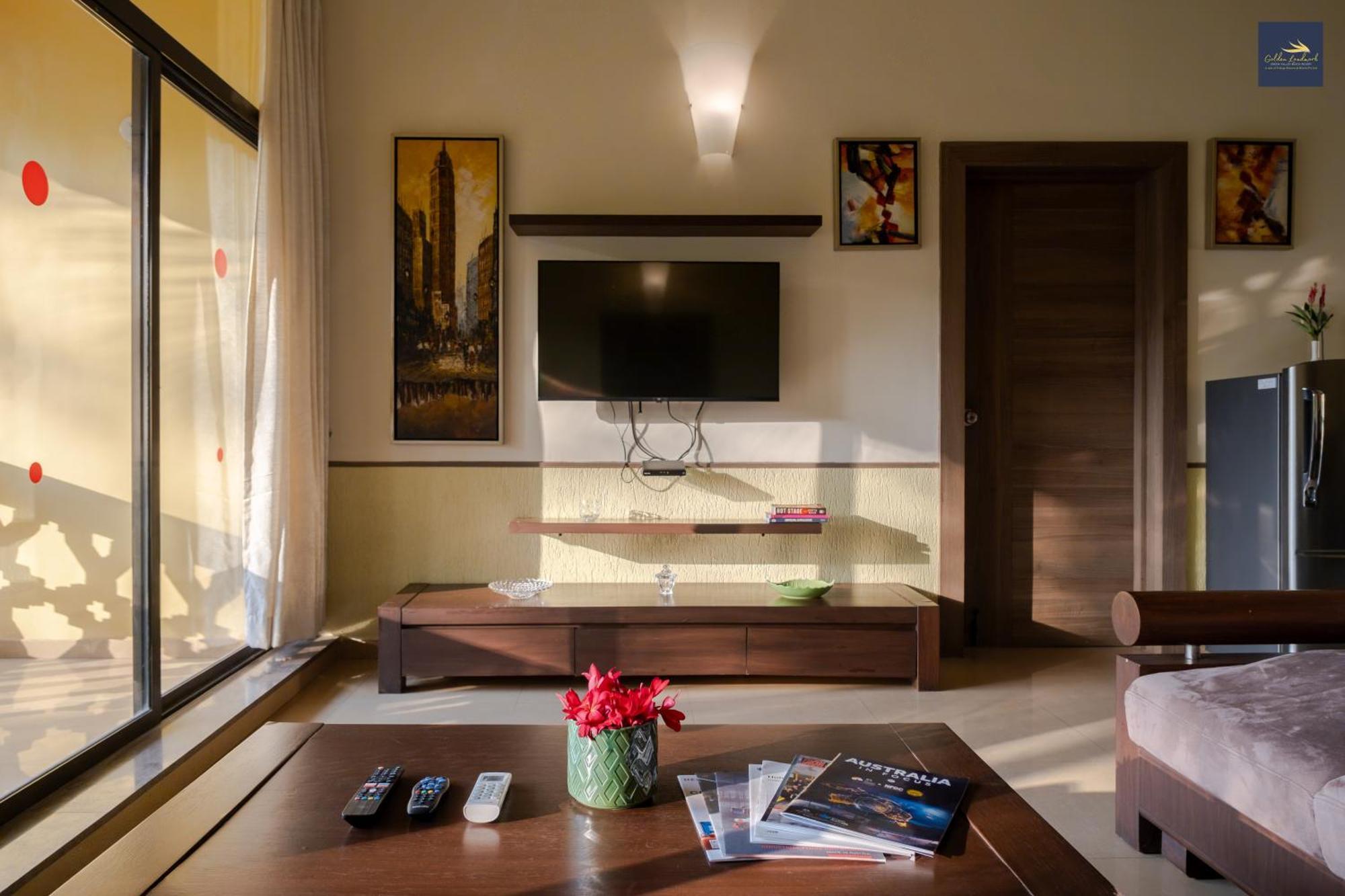 Golden Landmark Green Valley Beach Resort Dona Paula Extérieur photo